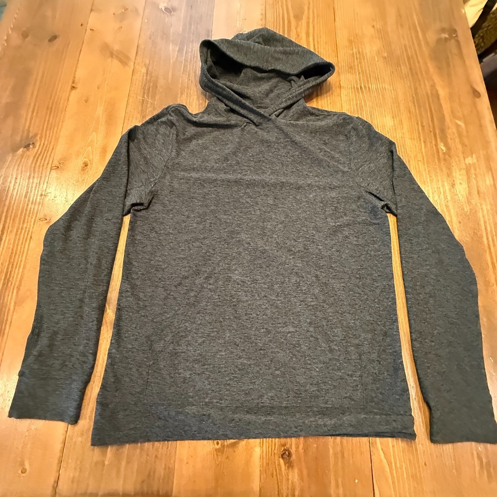 Outdoor Voices Hoodie Mens‎ Small Gray Stretch Lightweight Sweater Performance